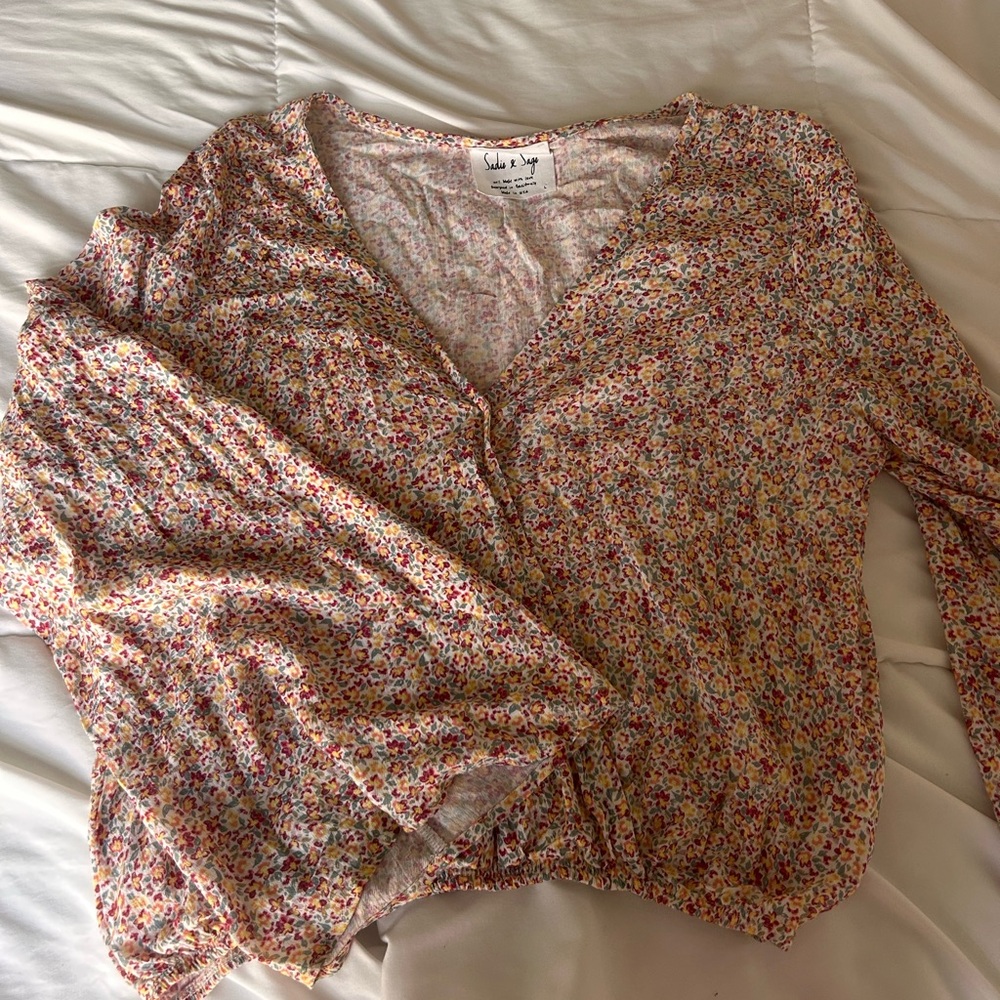 Sadie and Sage Floral Button-Up Top